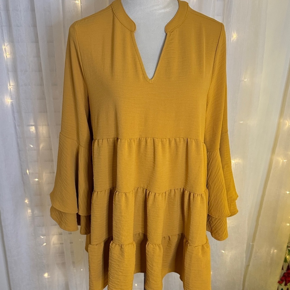 Zenana Outfitters Golden Flowy Tunic
